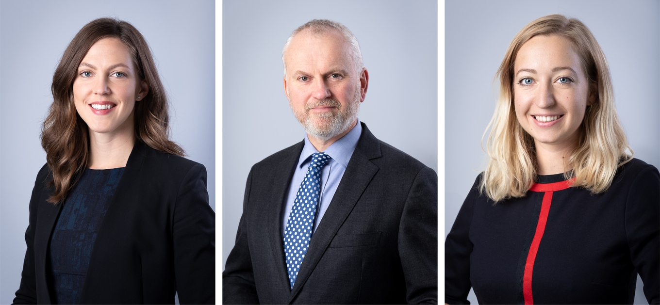 Corporate headshots taken at CBRE London office by London Headshot Photographer Simon Callaghan Photography